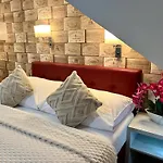 호텔 Grand Petit 3*