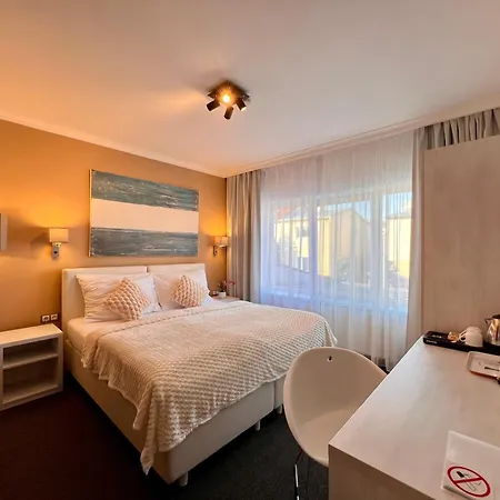 Grand Petit Hotel