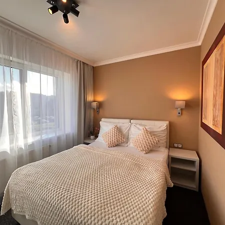 Grand Petit Prague