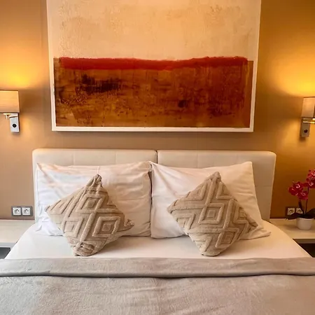 Grand Petit 3* Прага