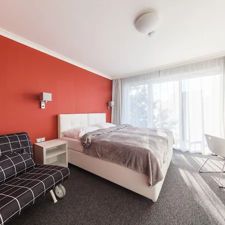 Hotel Grand Petit 3*