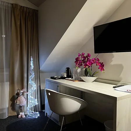 Grand Petit Prague