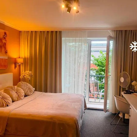 Hotel Grand Petit