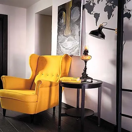 Grand Petit Hotel