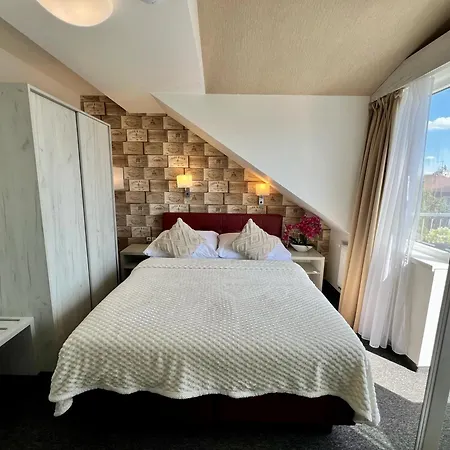 Grand Petit Hotel Prague